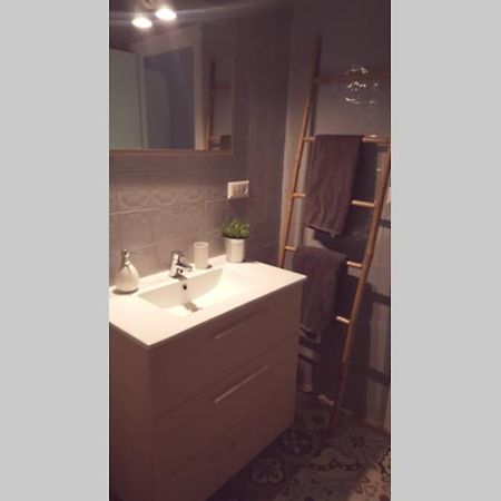 Apartamento Con Encanto, Entrada Privada Valdepenas Luaran gambar