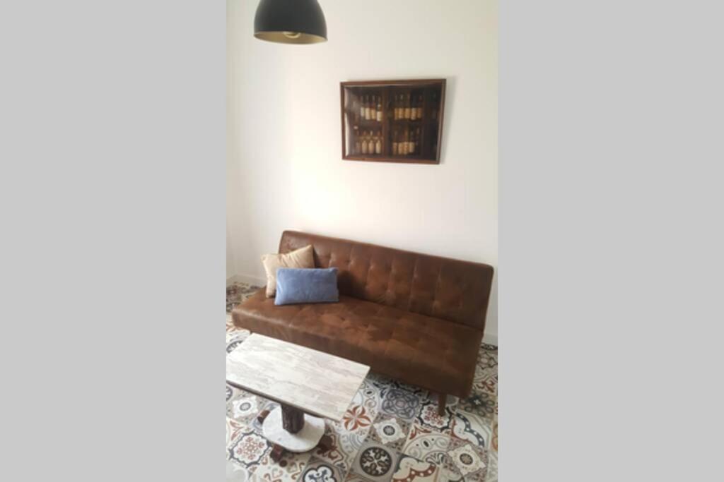 Apartamento Con Encanto, Entrada Privada Valdepenas Luaran gambar
