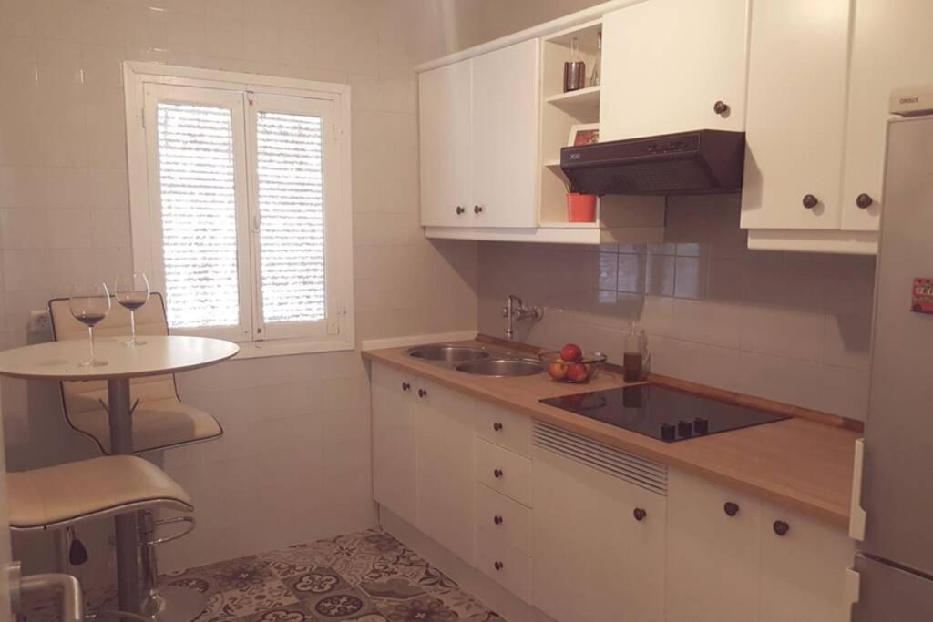 Apartamento Con Encanto, Entrada Privada Valdepenas Luaran gambar